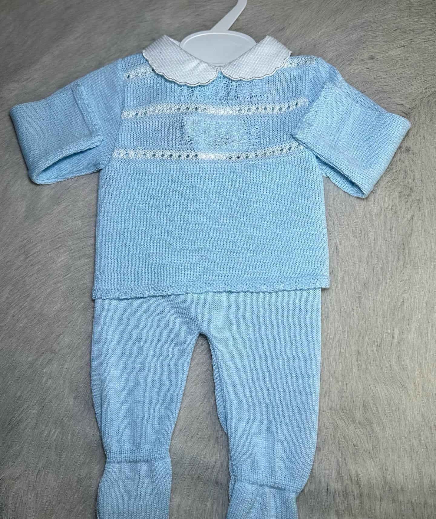 Blue/white perforated 2pc outfit set 0-9m